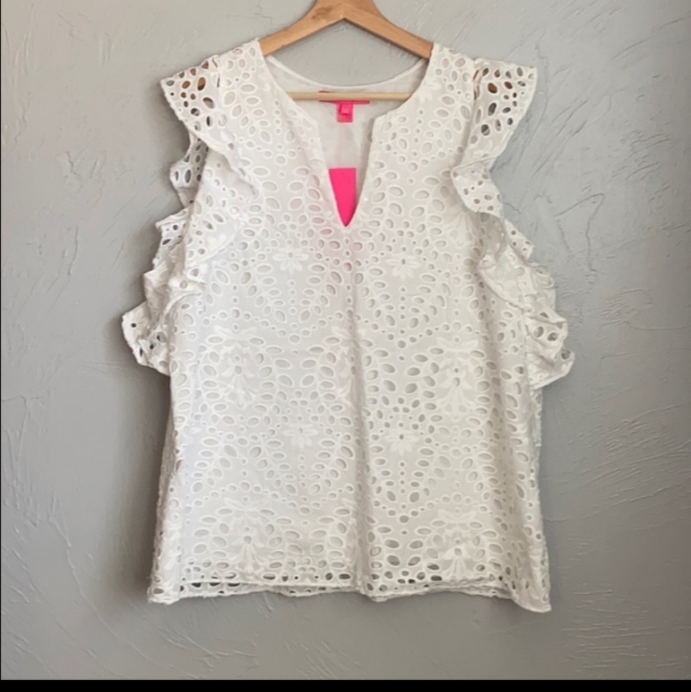 Beautiful Lilly Pulitzer white Faun top
